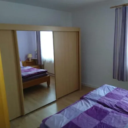 Hauptstrasse 76 Ferienwohnung Apartment *